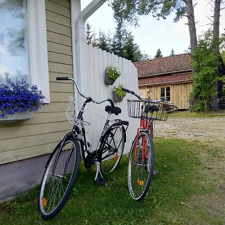 Kulttuurikartano Pekan Pirtit Bed & Breakfast Haapavesi