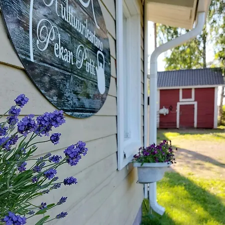 Kulttuurikartano Pekan Pirtit *