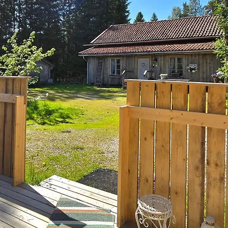 Bed & Breakfast Kulttuurikartano Pekan Pirtit *